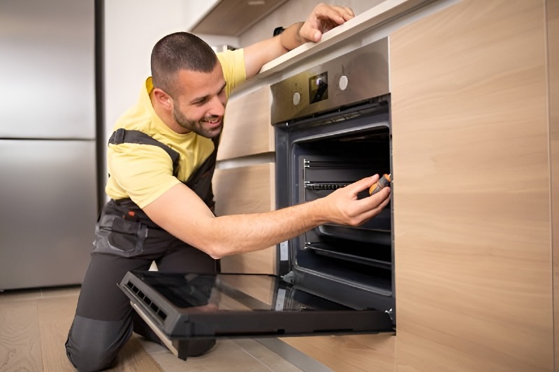 Navigating Oven Repair in Los Angeles: Tips for the Eco-Conscious Customer